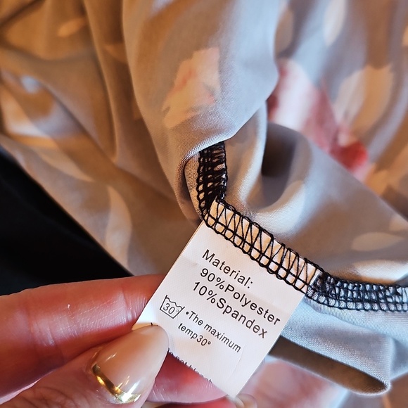 Black Dress Wirh Floral Patern Size 16 - Picture 5 of 5